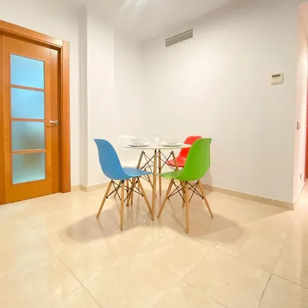 Great Location, Town Apartment Estepona
